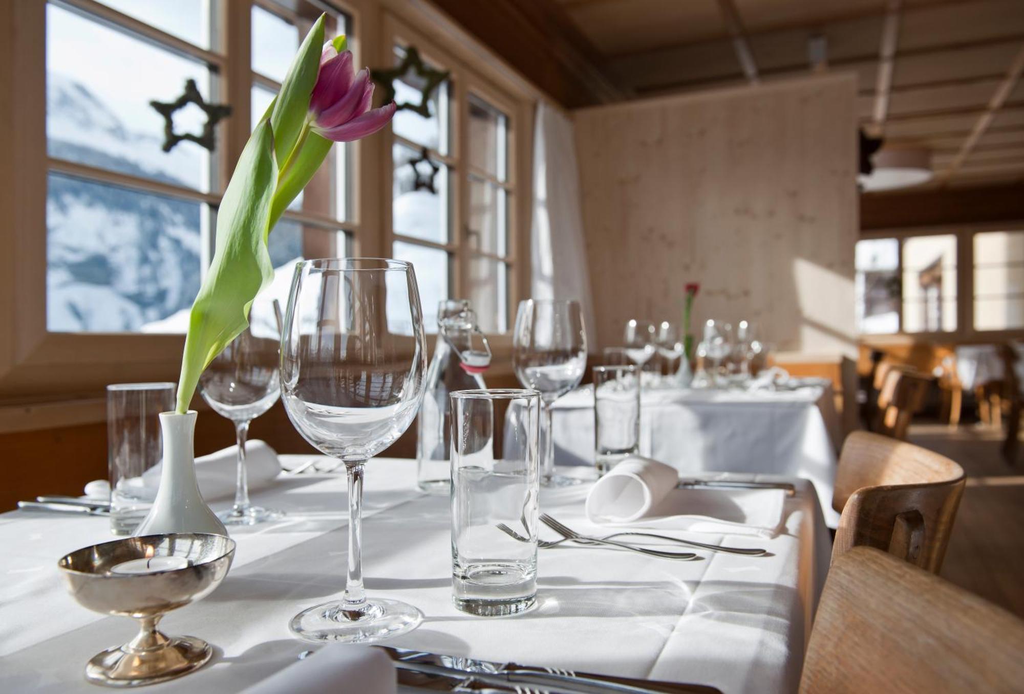 Hotel Restaurant Capricorns Casti-Wergenstein Buitenkant foto